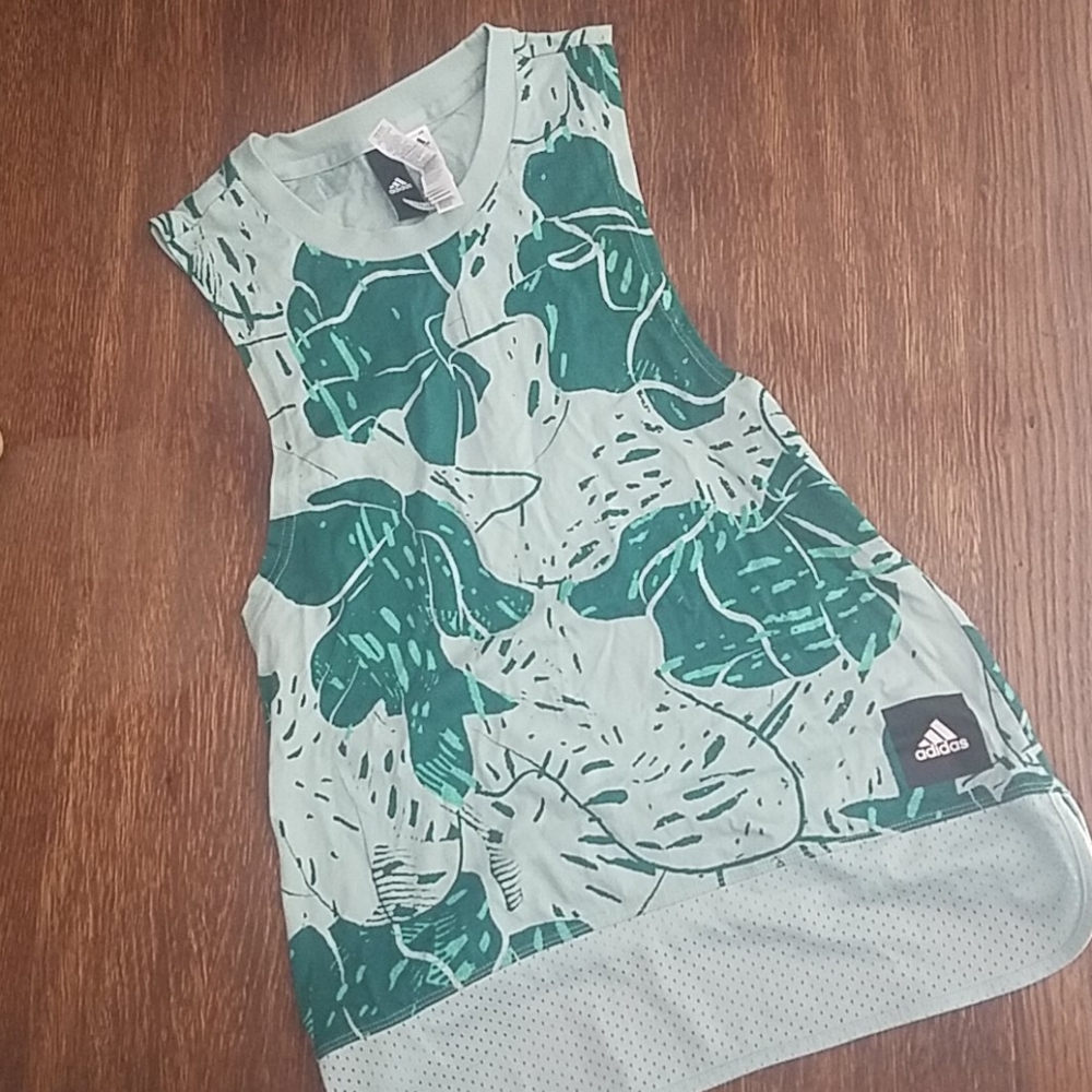 NWOT Adidas Top
